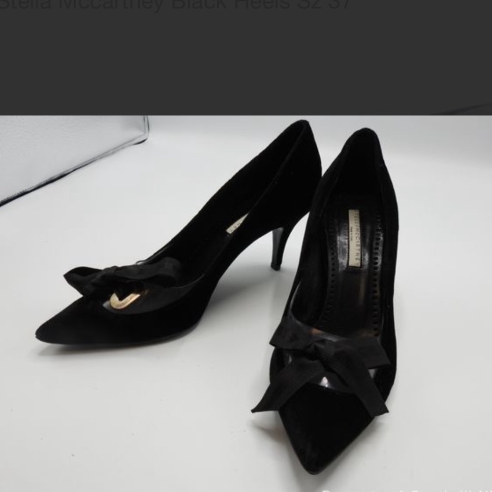 Stella McCartney black velvet bow pumps sz 37
